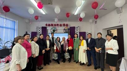 “Мектеп кітапханашыларының даму жолы: жаңашылдық пен дәстүрлі құндылықтарды үйлестіру” атты облыстық  тәжірибелік семинары